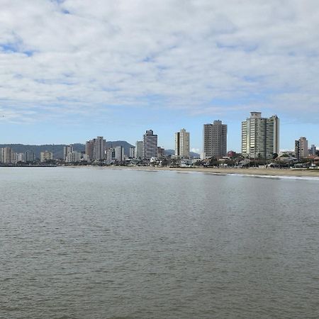 Apartamento com vista mar 9 ANDAR uma vaga de garagem coberta Piçarras Exterior foto