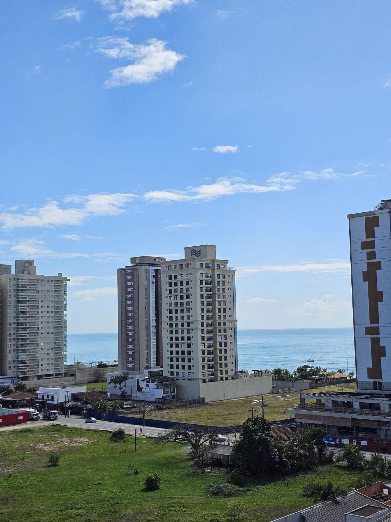 Apartamento com vista mar 9 ANDAR uma vaga de garagem coberta Piçarras Exterior foto