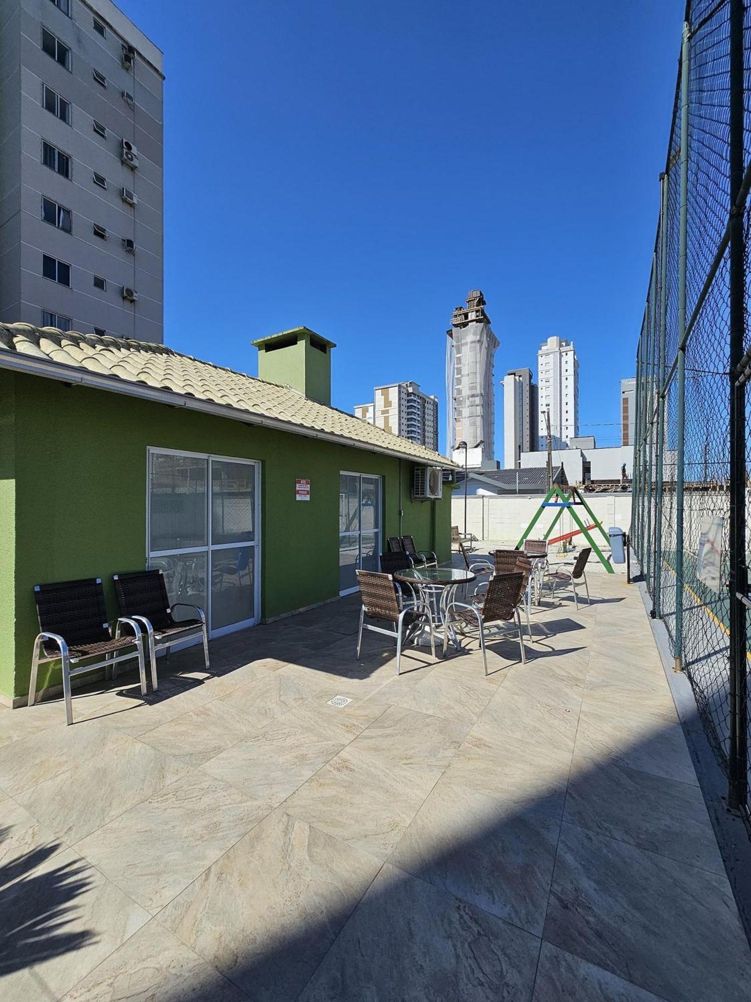 Apartamento com vista mar 9 ANDAR uma vaga de garagem coberta Piçarras Exterior foto